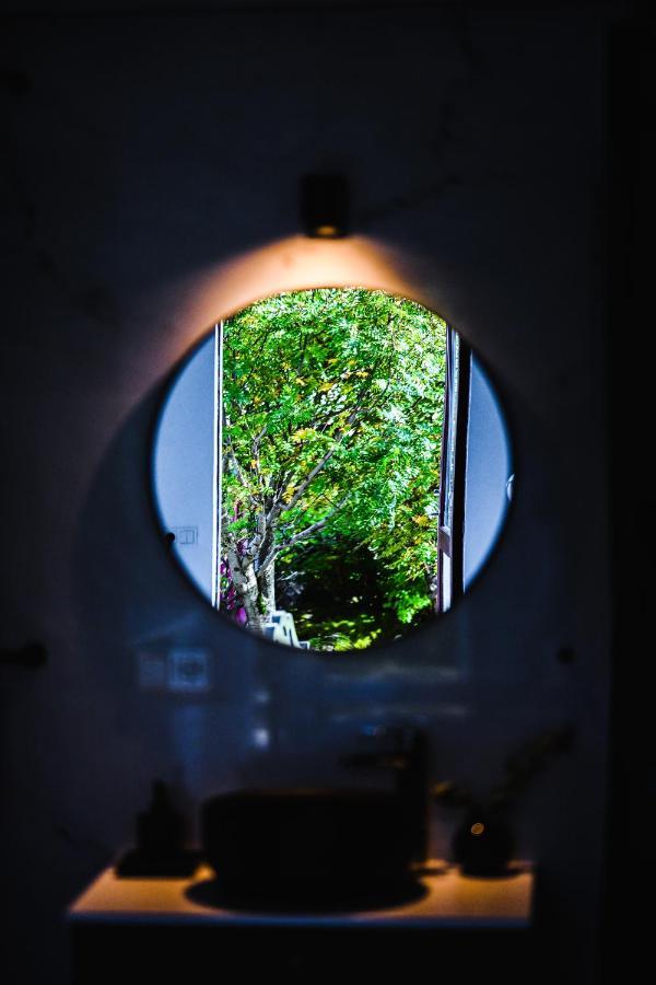 Alka - Cozy Room By The Sea With Private Hot Tub Njarthvik Ngoại thất bức ảnh